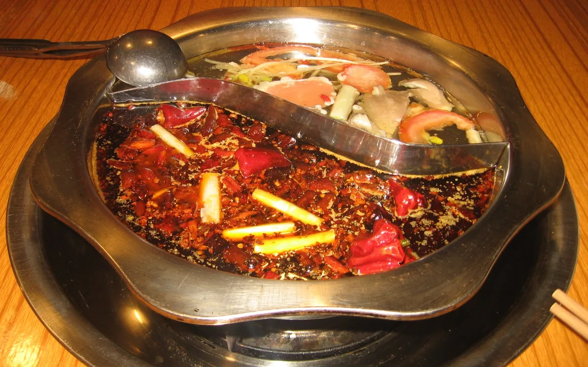 重庆九宫格红汤火锅