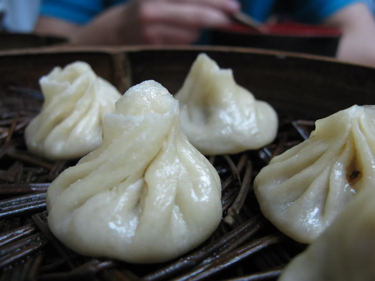 蒸笼中的南京鸡汁汤包