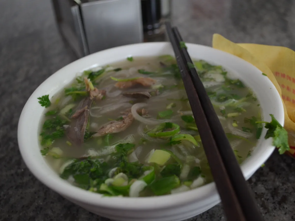 Shanxi yangzage mutton offal served in hot broth